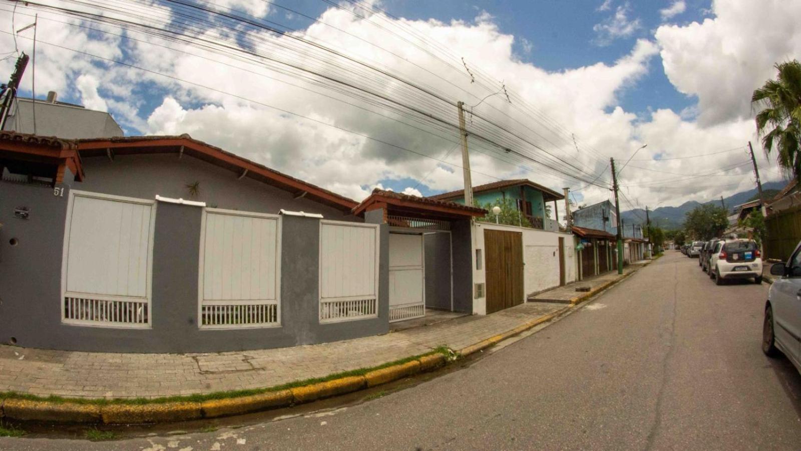 Casa 51 Hostel Ubatuba Exteriör bild